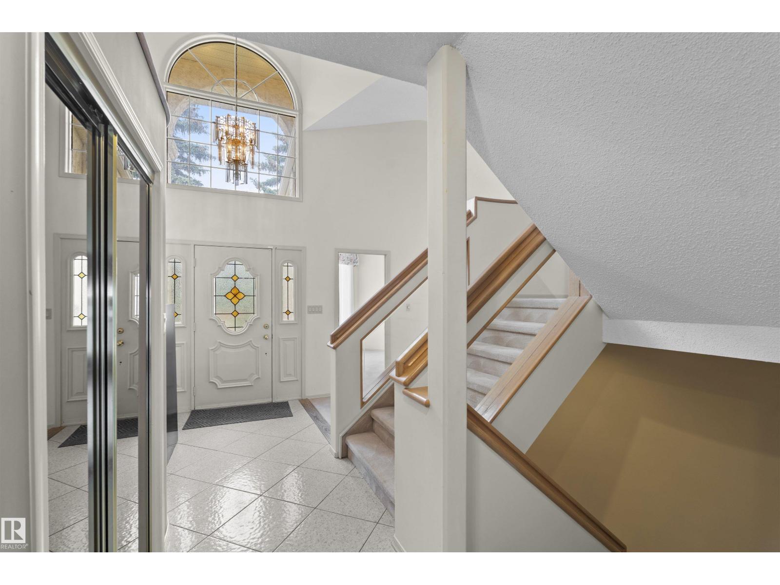 Photo 4 of 1095 Falconer Rd Nw, Edmonton AB