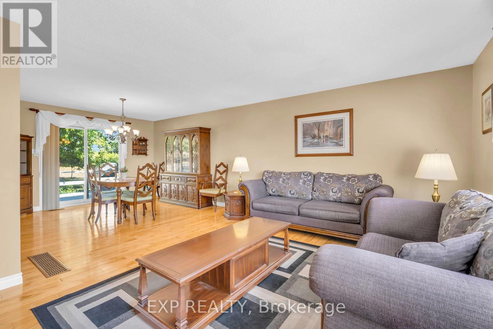 Photo 12 of 356 Gifford Drive, Selwyn ON
