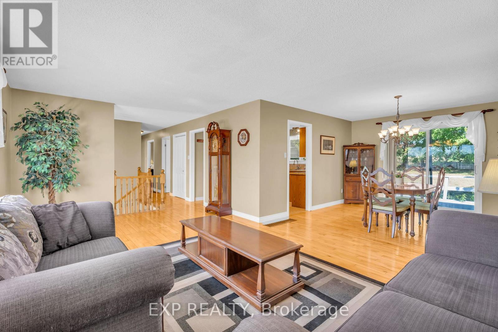 Photo 14 of 356 Gifford Drive, Selwyn ON