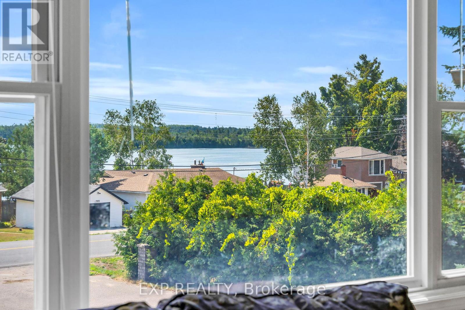 Photo 15 of 356 Gifford Drive, Selwyn ON