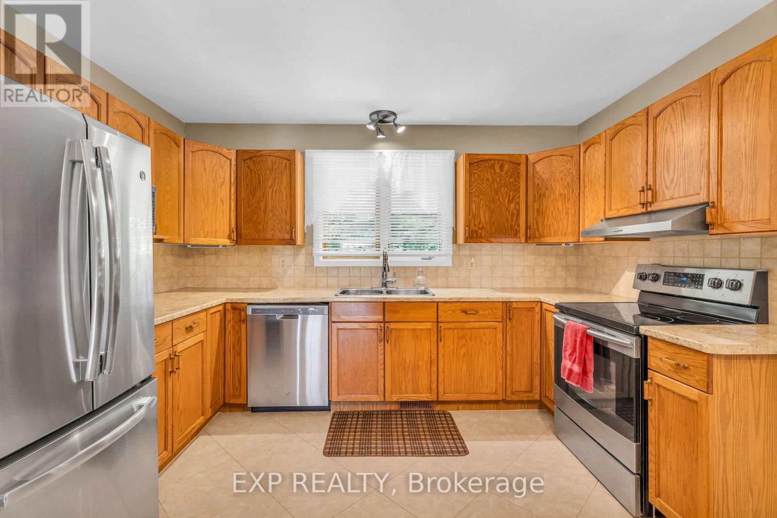 Photo 19 of 356 Gifford Drive, Selwyn ON