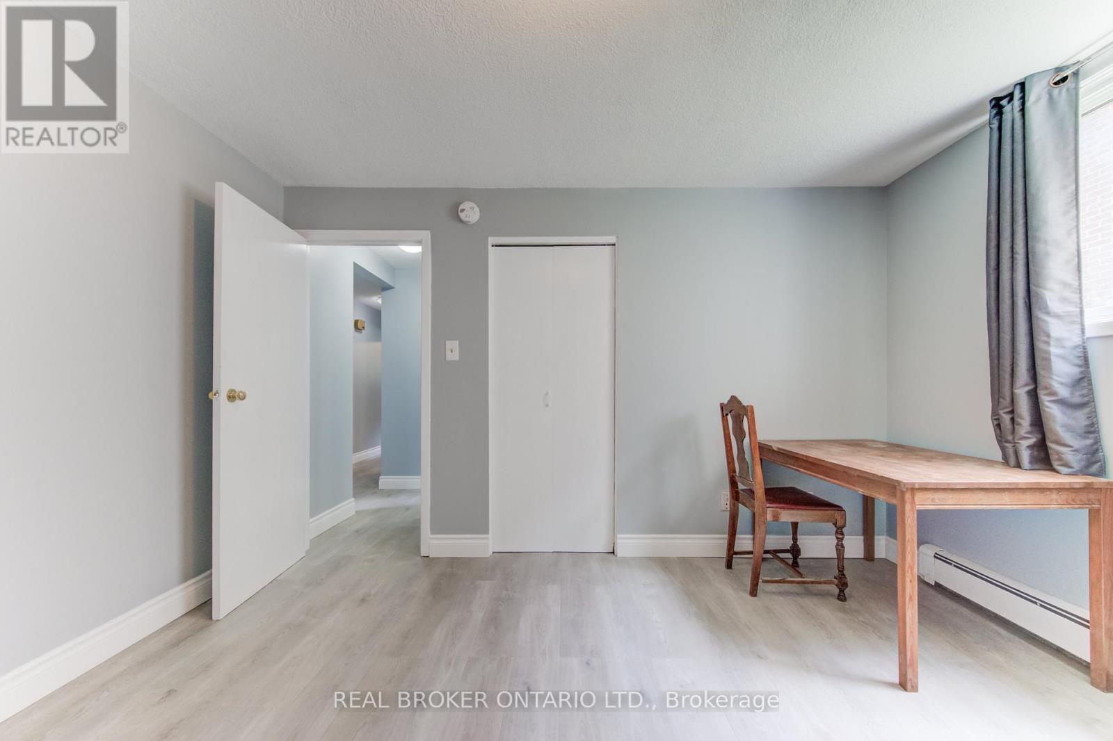 Photo 10 of 1 318 Erb Street, Waterloo ON
