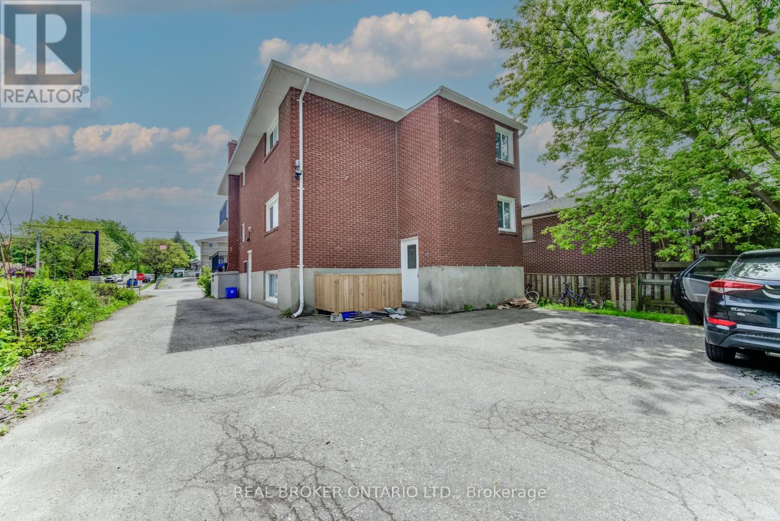 Photo 17 of 1 318 Erb Street, Waterloo ON
