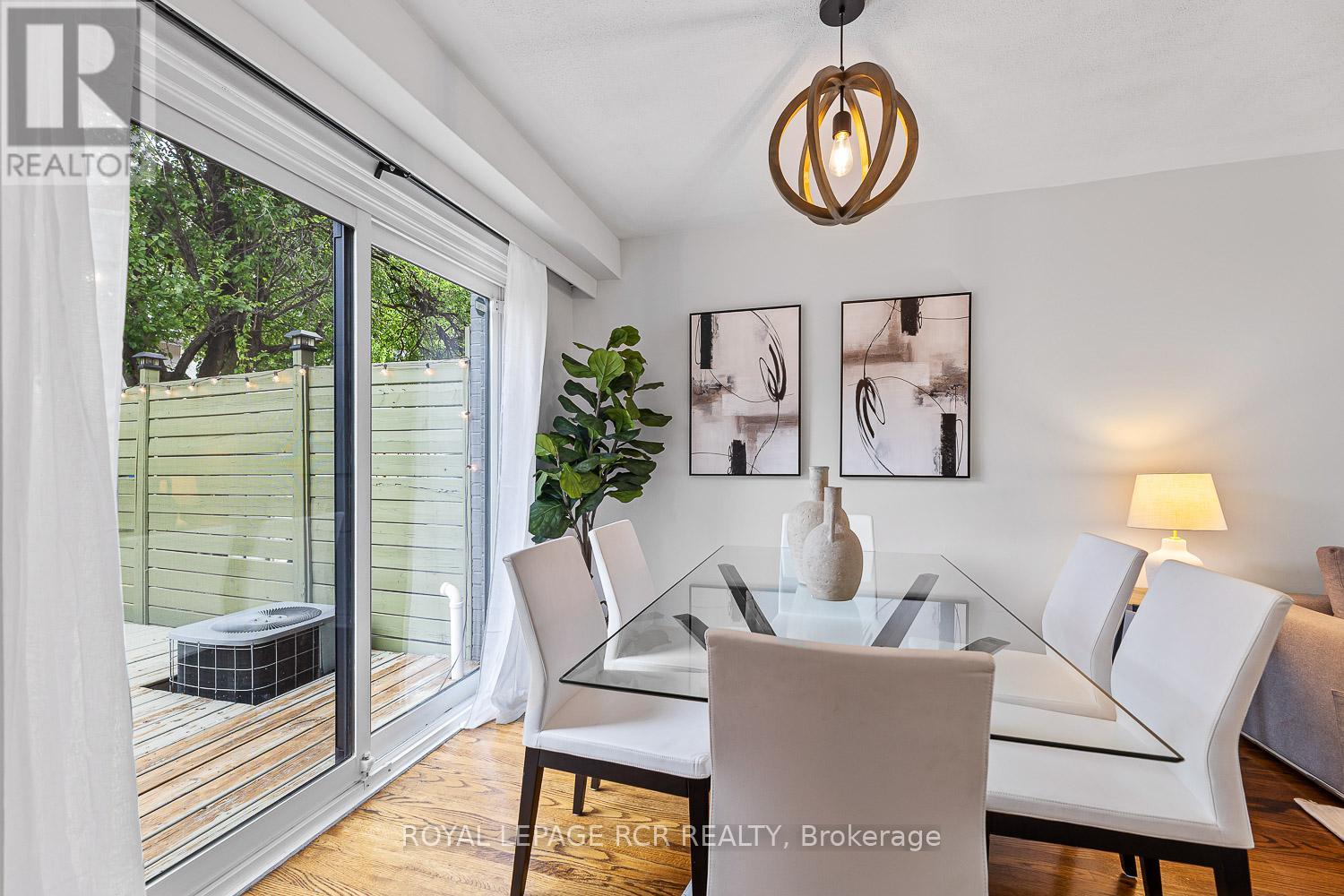 Photo 10 of 7 Annapearl Court, Toronto ON