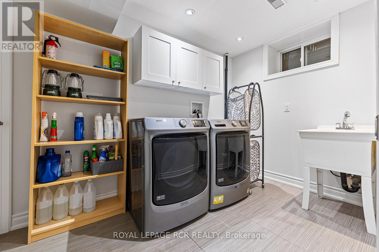 Photo 31 of 7 Annapearl Court, Toronto ON