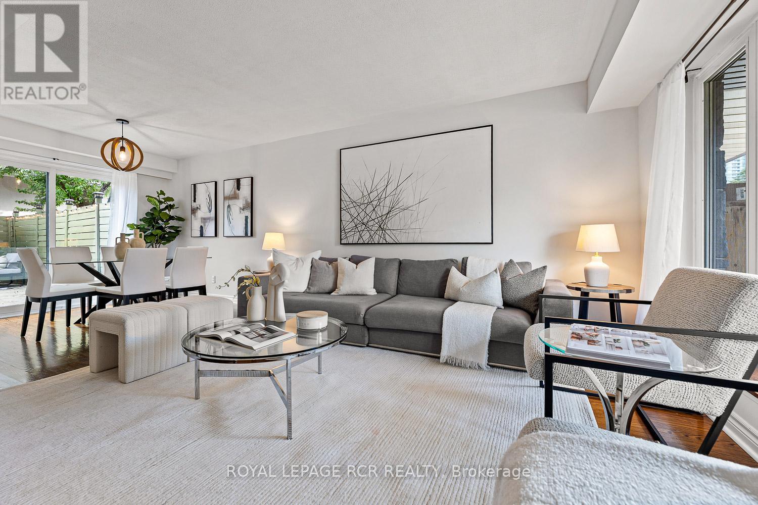 Photo 5 of 7 Annapearl Court, Toronto ON