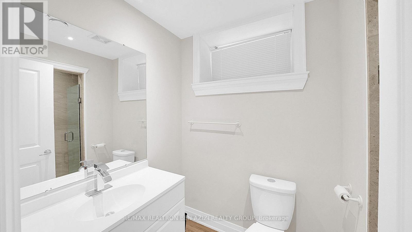 Photo 19 of 1070 Briar Hill Avenue, Toronto ON