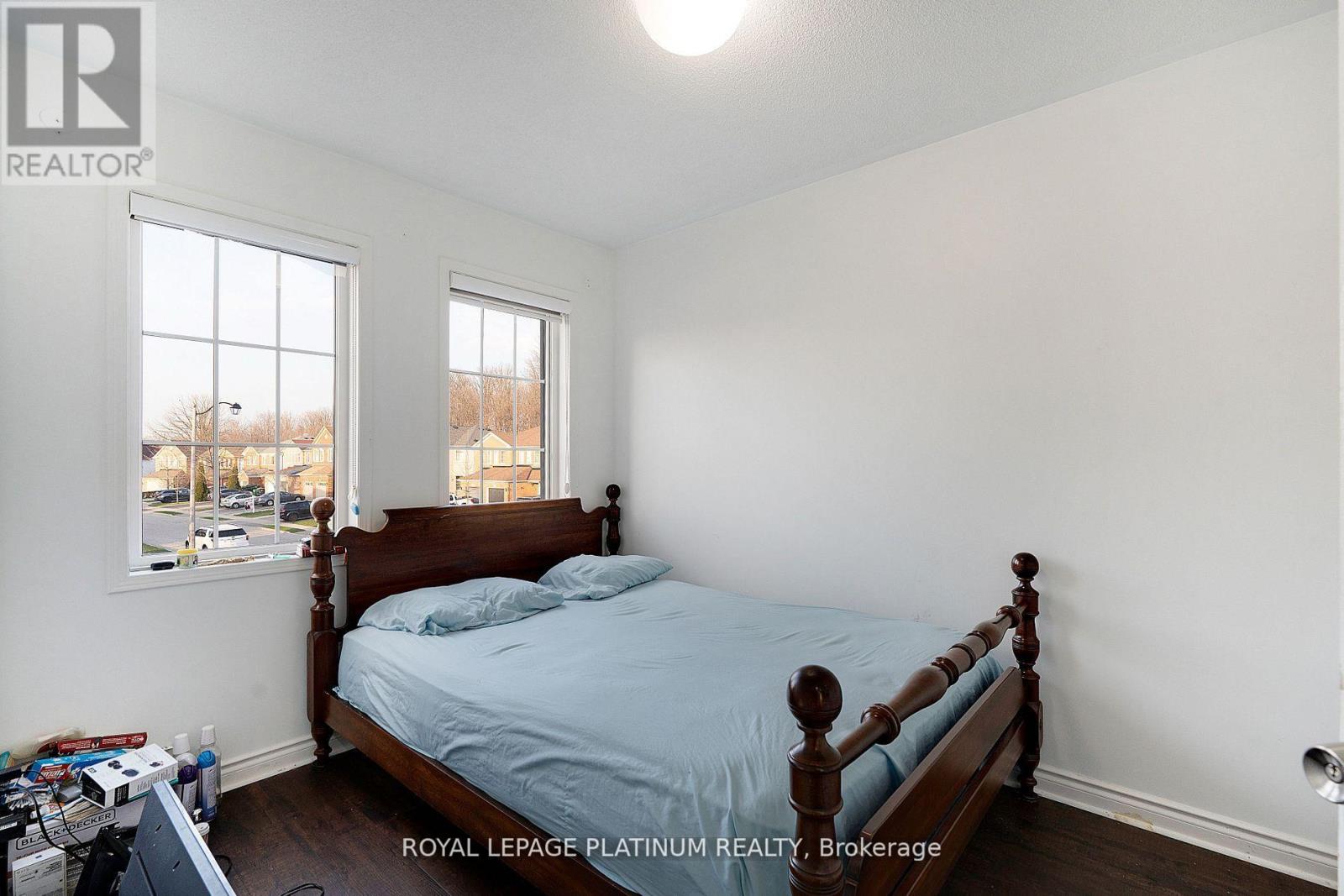 Photo 27 of 102 Bunchberry Way, Brampton ON