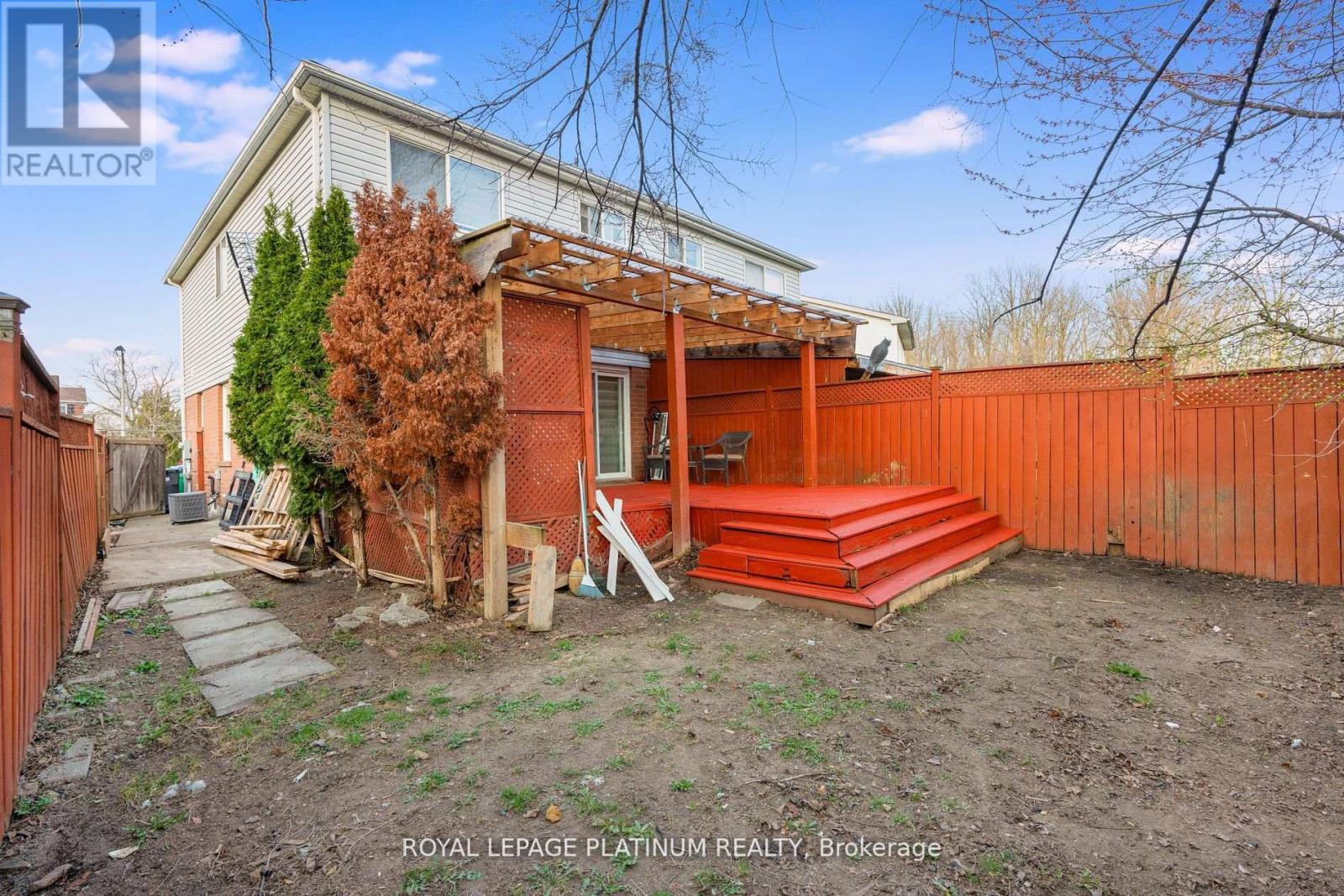Photo 29 of 102 Bunchberry Way, Brampton ON