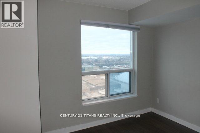 Photo 6 of 2015 36 Lee Centre Drive E, Toronto ON