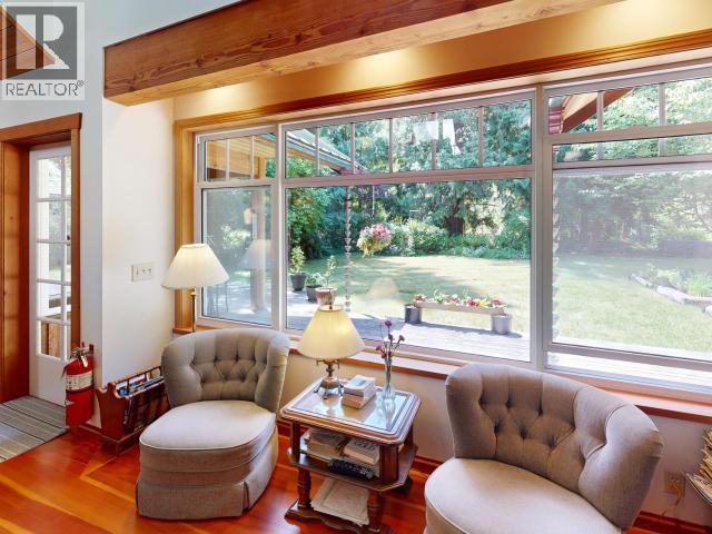 2777 CEDAR WAY, Savary Island