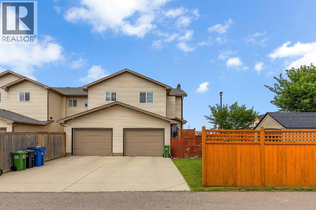 Photo 23 of 100 Clydesdale Way, Cochrane AB