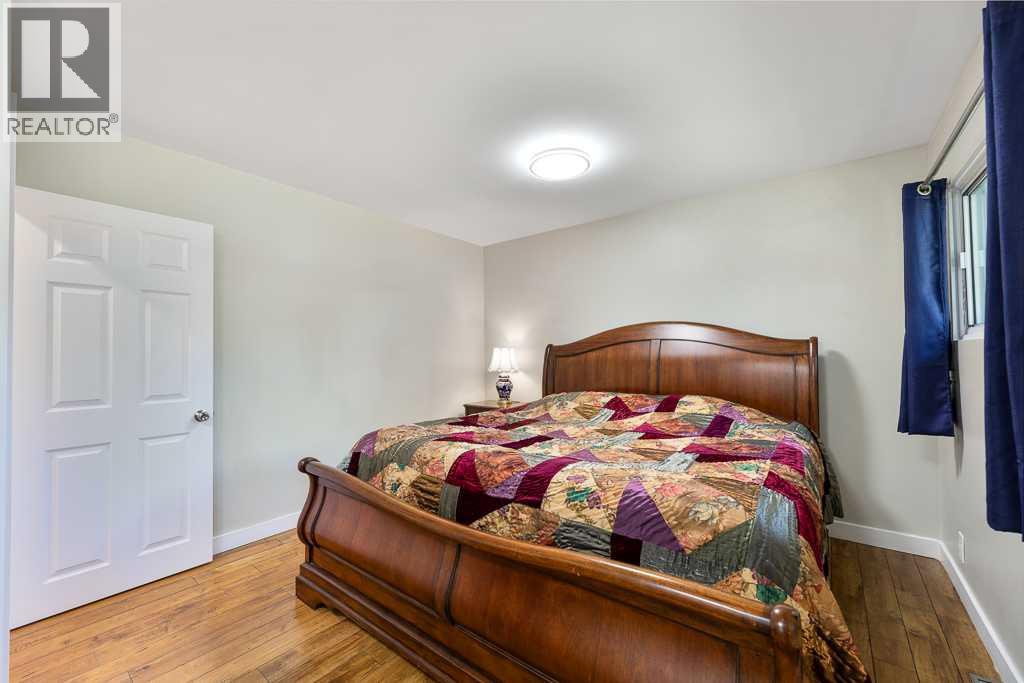 Single Family House Bungalow for Sale in  Windermere Road SW Wildwood Calgary 