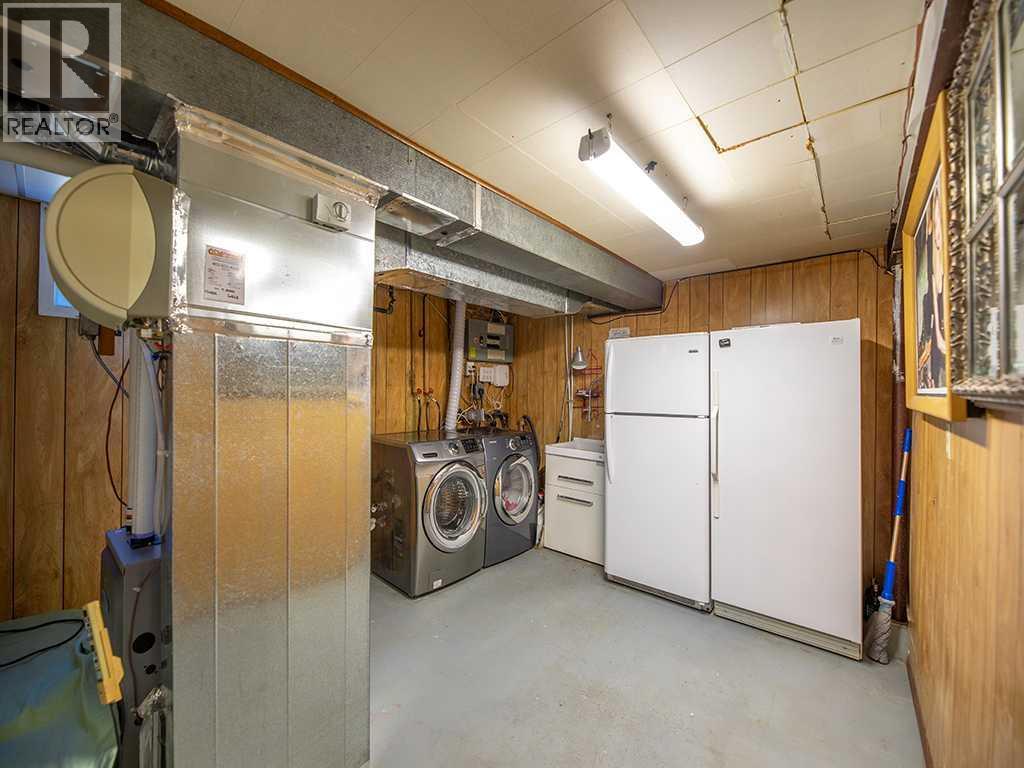 Single Family House Bungalow for Sale in  Windermere Road SW Wildwood Calgary 