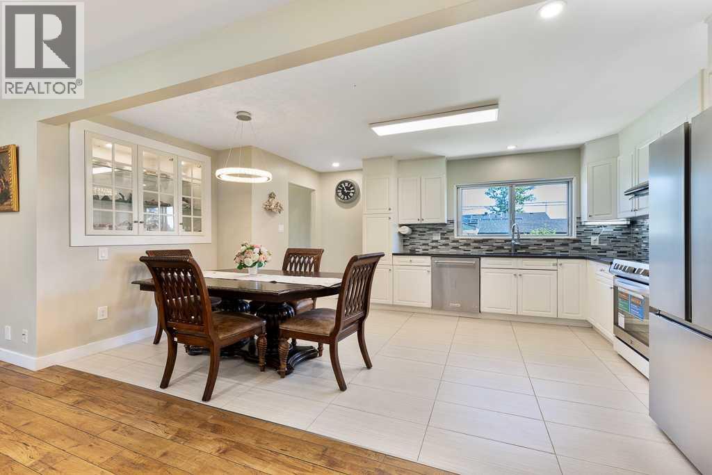 Single Family House Bungalow for Sale in  Windermere Road SW Wildwood Calgary 