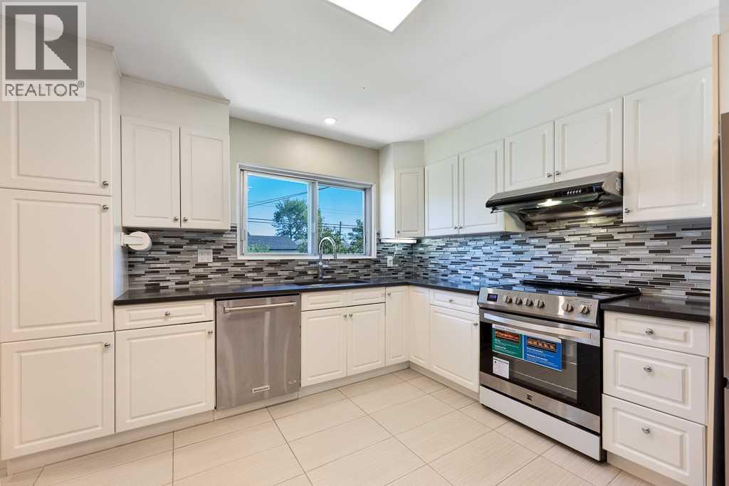 Single Family House Bungalow for Sale in  Windermere Road SW Wildwood Calgary 