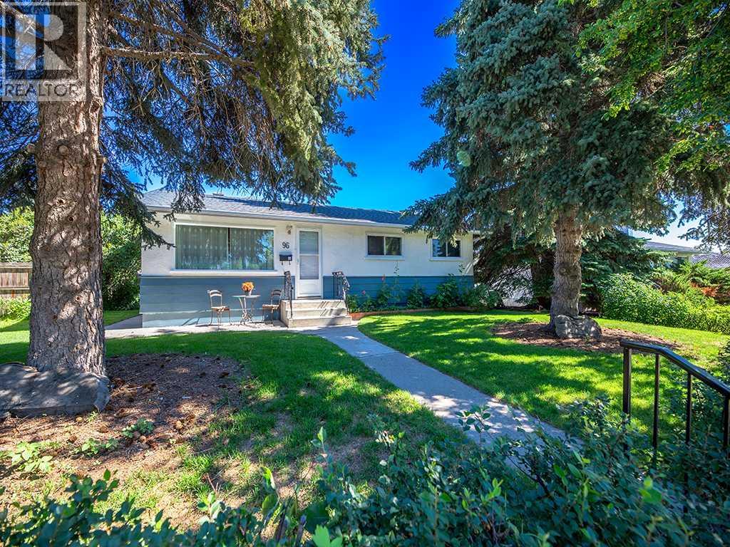 Single Family House Bungalow for Sale in  Windermere Road SW Wildwood Calgary 