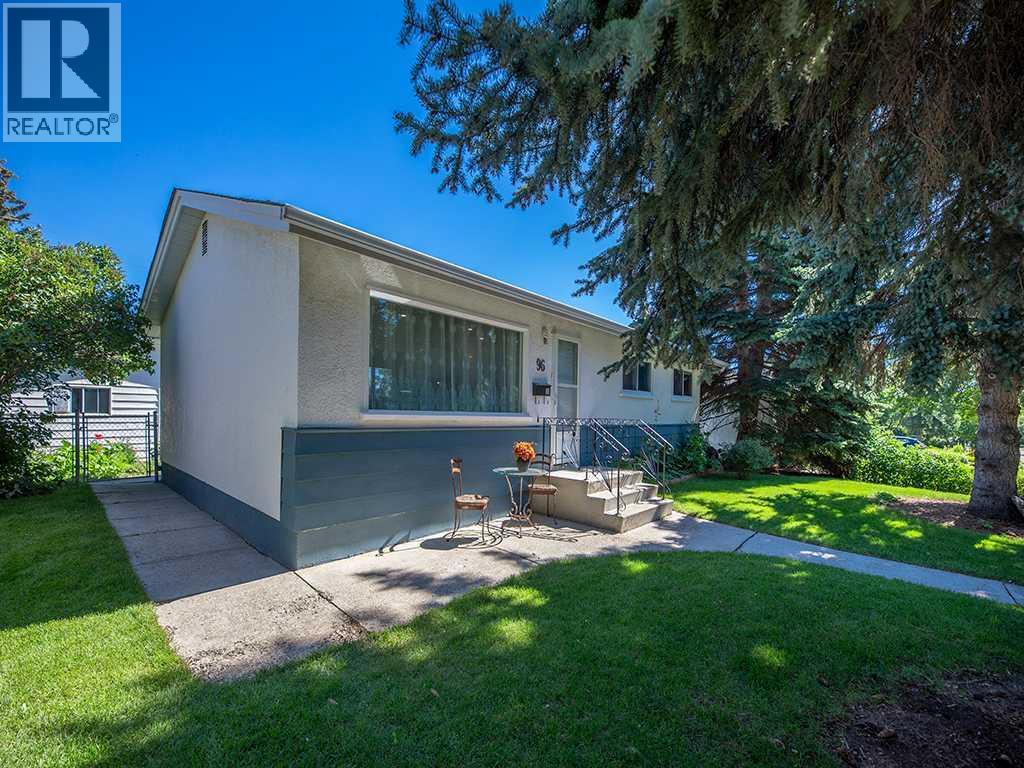 Single Family House Bungalow for Sale in  Windermere Road SW Wildwood Calgary 