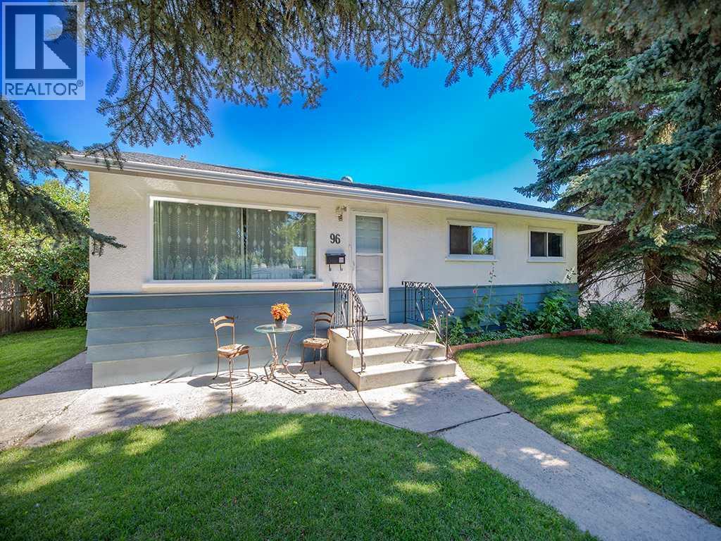 Single Family House Bungalow for Sale in  Windermere Road SW Wildwood Calgary 