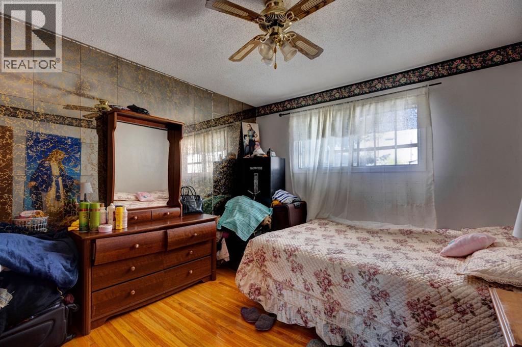 Single Family House Bi-level for Sale in   Avenue SE Albert Park/Radisson Heights Calgary 