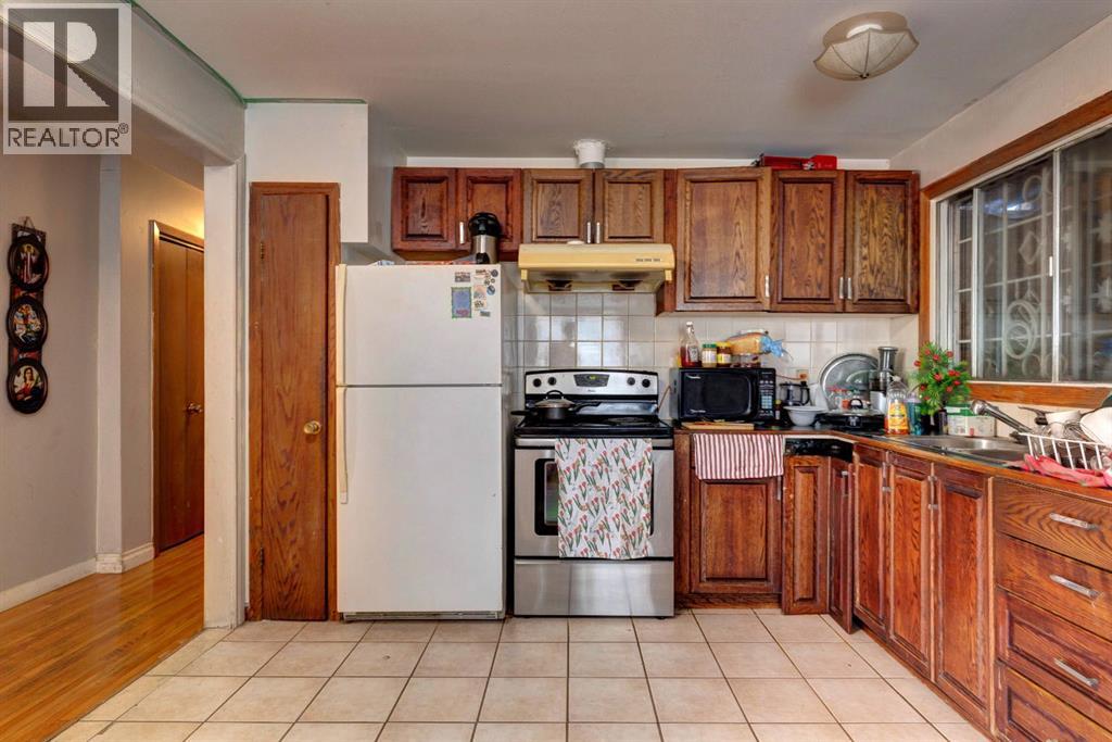 Single Family House Bi-level for Sale in   Avenue SE Albert Park/Radisson Heights Calgary 