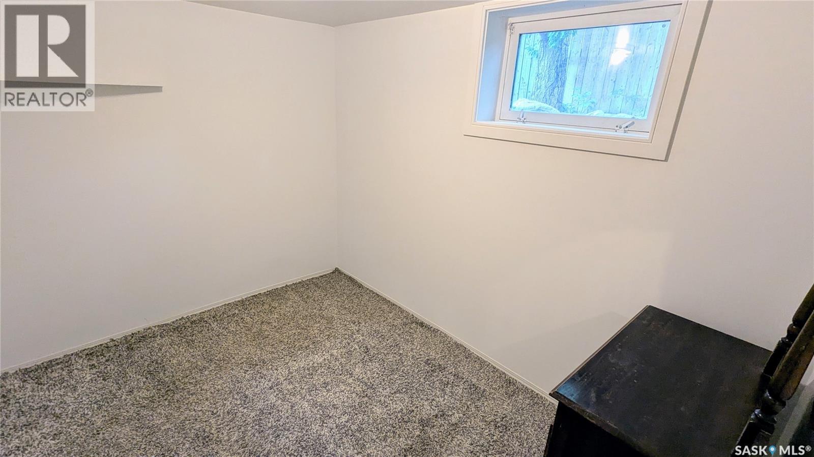 Single Family House Bungalow for Sale in  E AVENUE N Saskatoon 