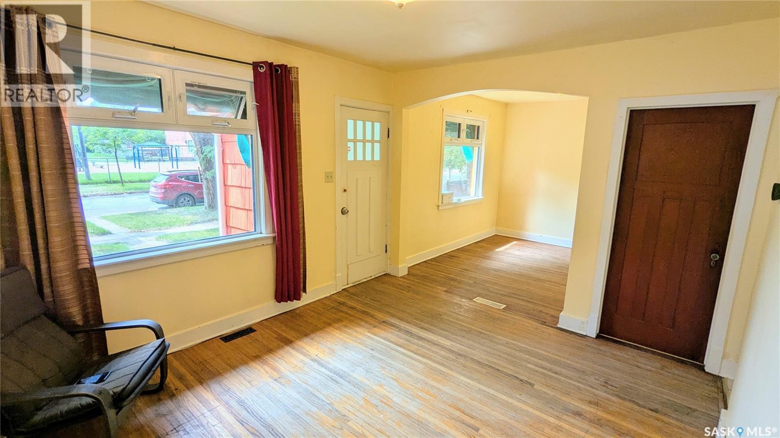 Single Family House Bungalow for Sale in  E AVENUE N Saskatoon 