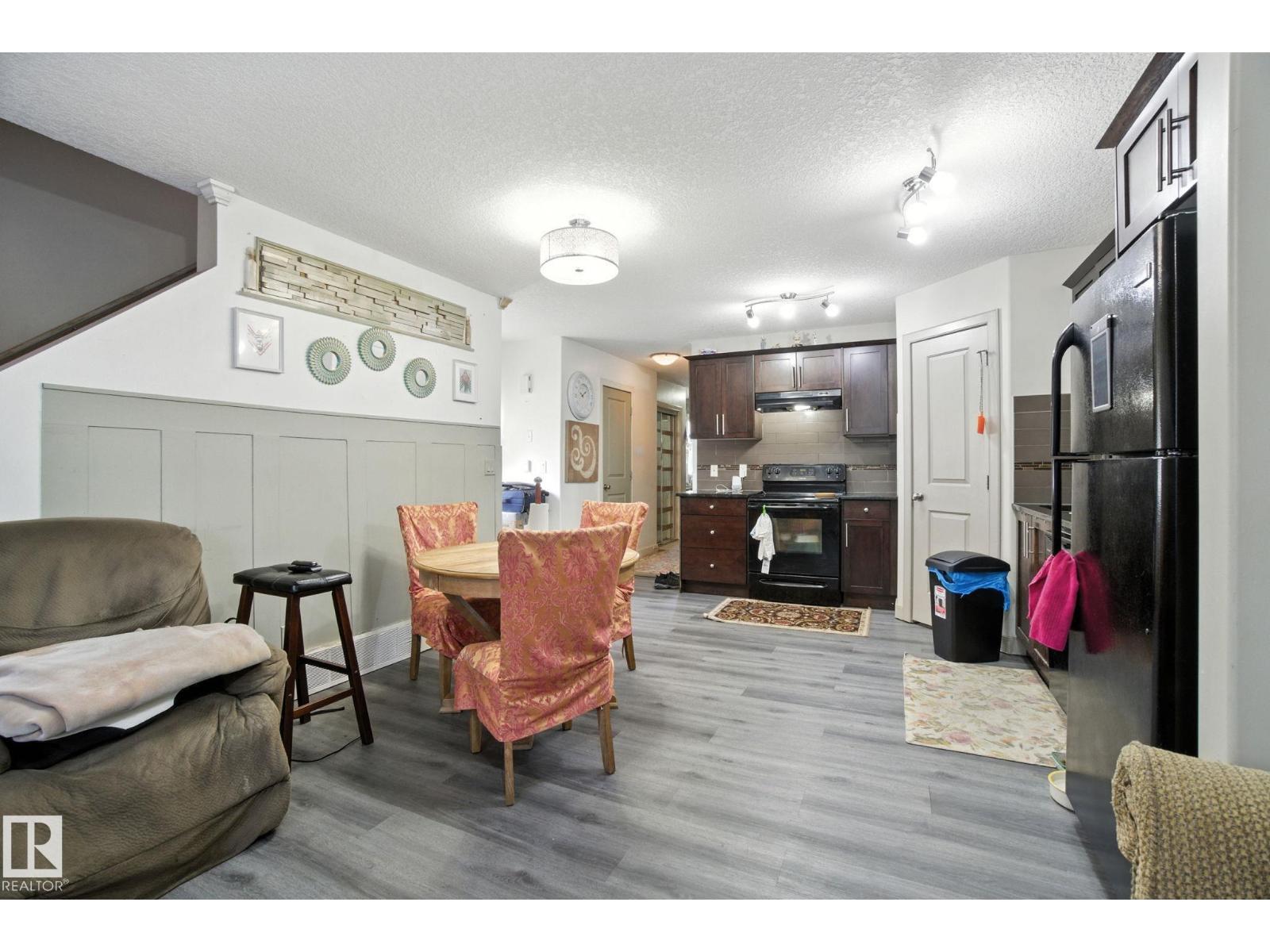 Photo 17 of 8 1820 34 Av Nw, Edmonton AB