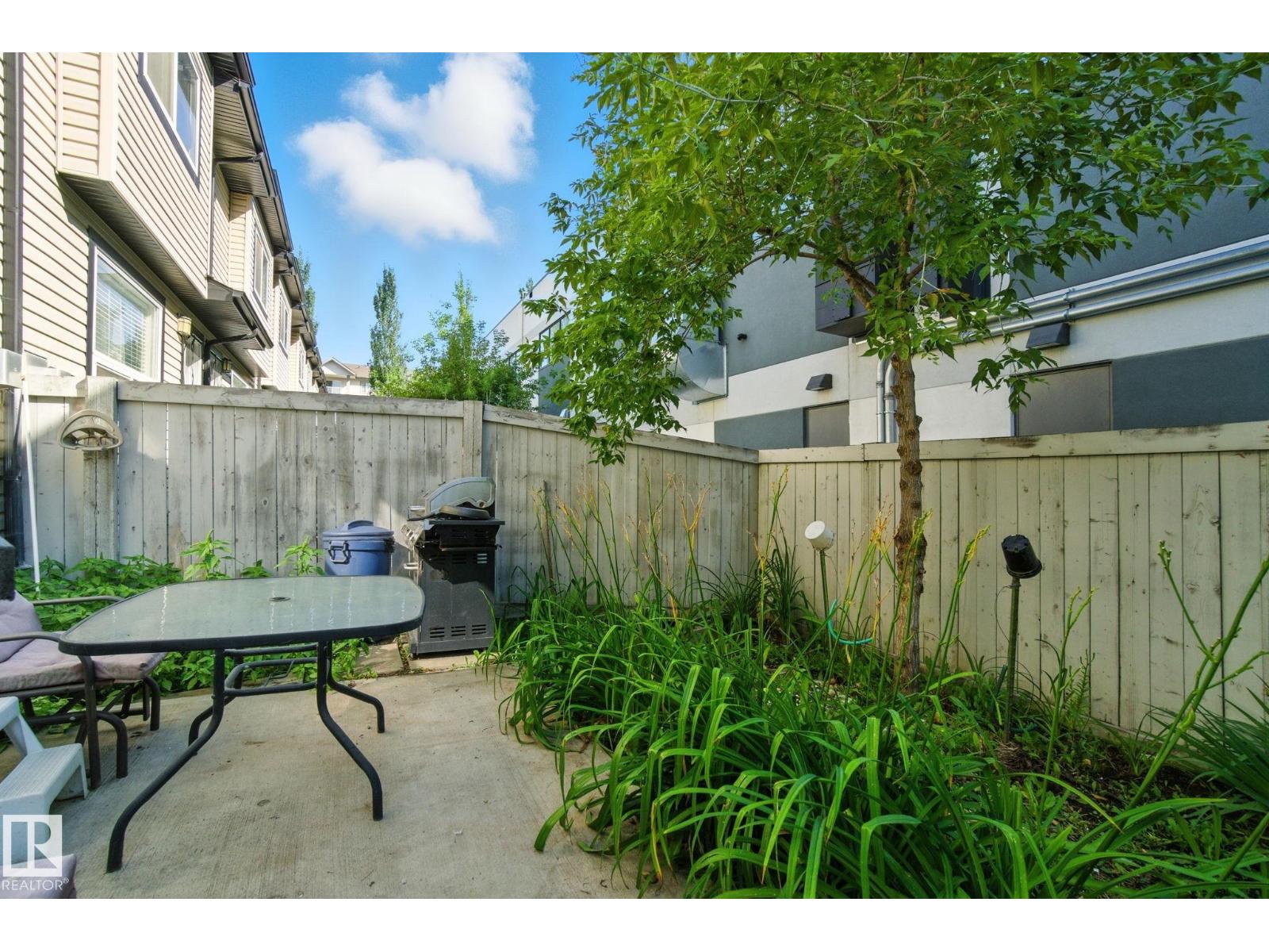 Photo 41 of 8 1820 34 Av Nw, Edmonton AB