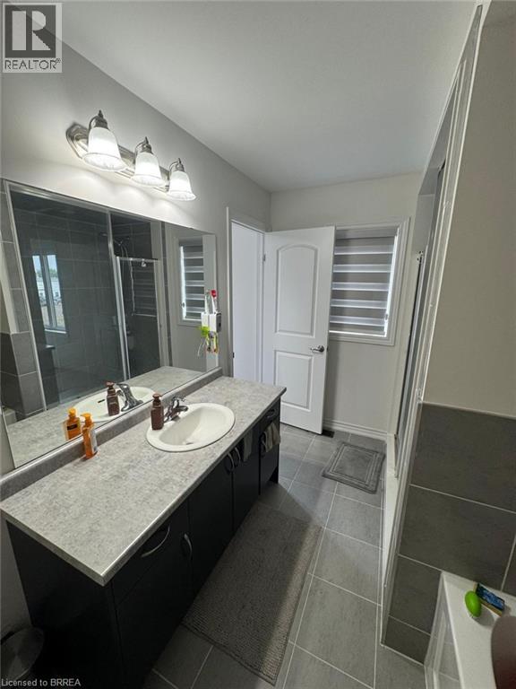 Photo 15 of 7 Bilanski Farm Road, Brantford ON