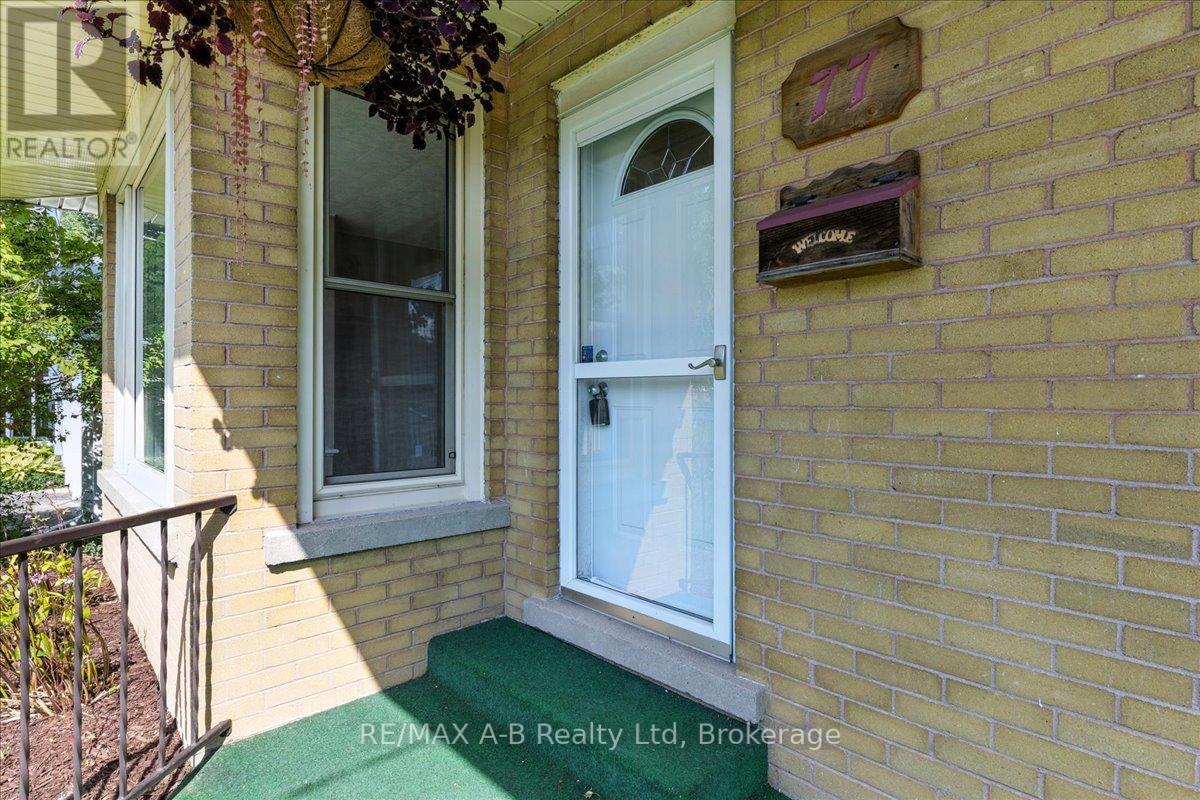 Photo 8 of 77 Earl Street, Stratford ON