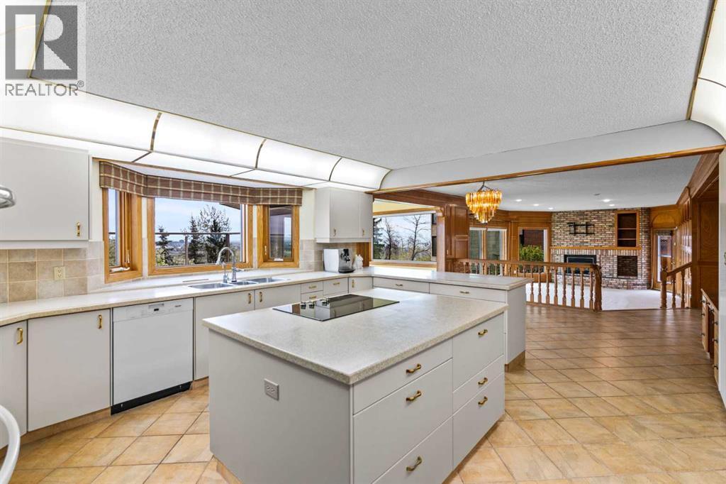 Single Family House for Sale in  Patterson Drive SW Patterson Calgary 