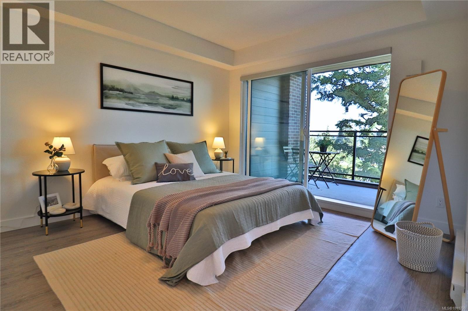 Photo 15 of 206 135 Haliburton St, Nanaimo BC
