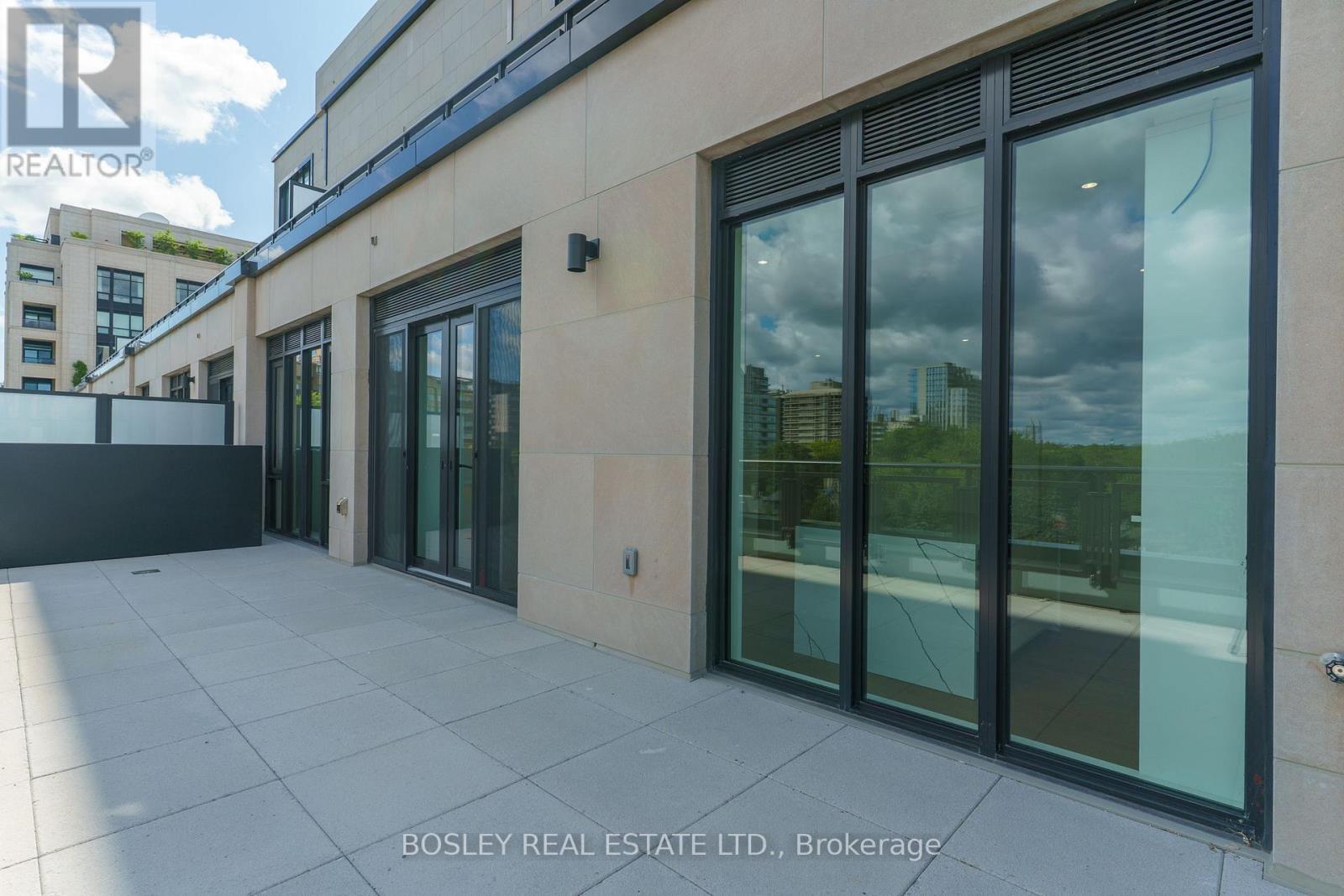 Photo 26 of 708 2 Forest Hill Road, Toronto ON