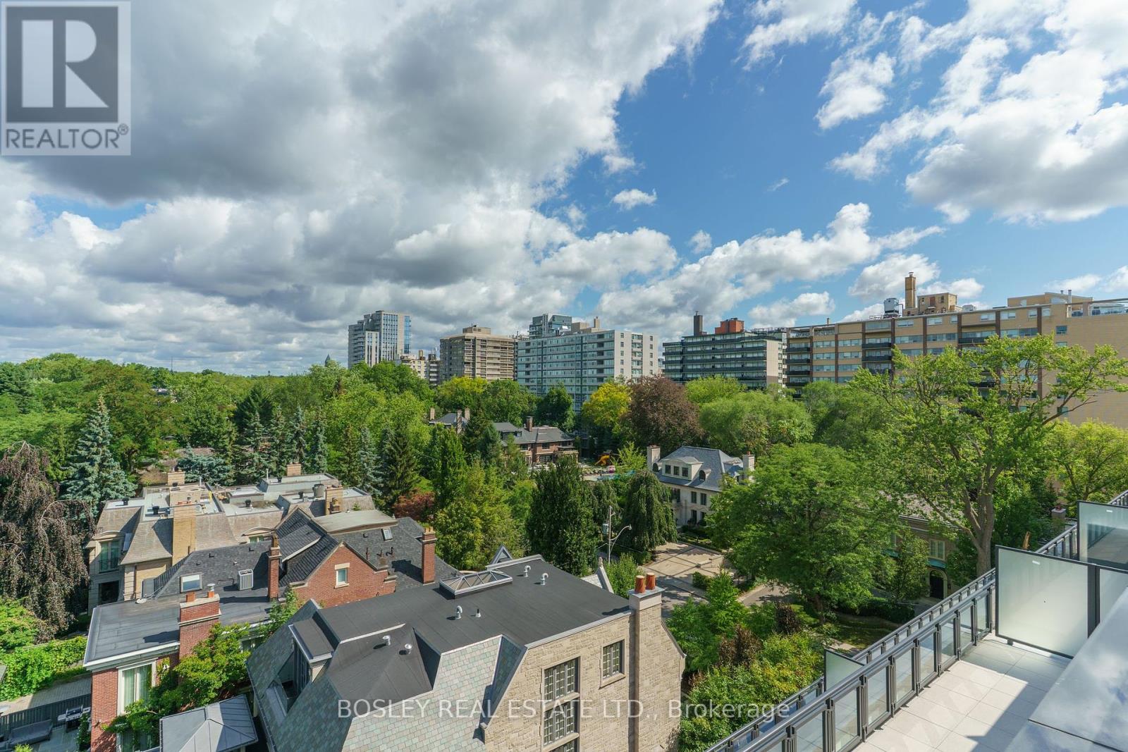 Photo 28 of 708 2 Forest Hill Road, Toronto ON