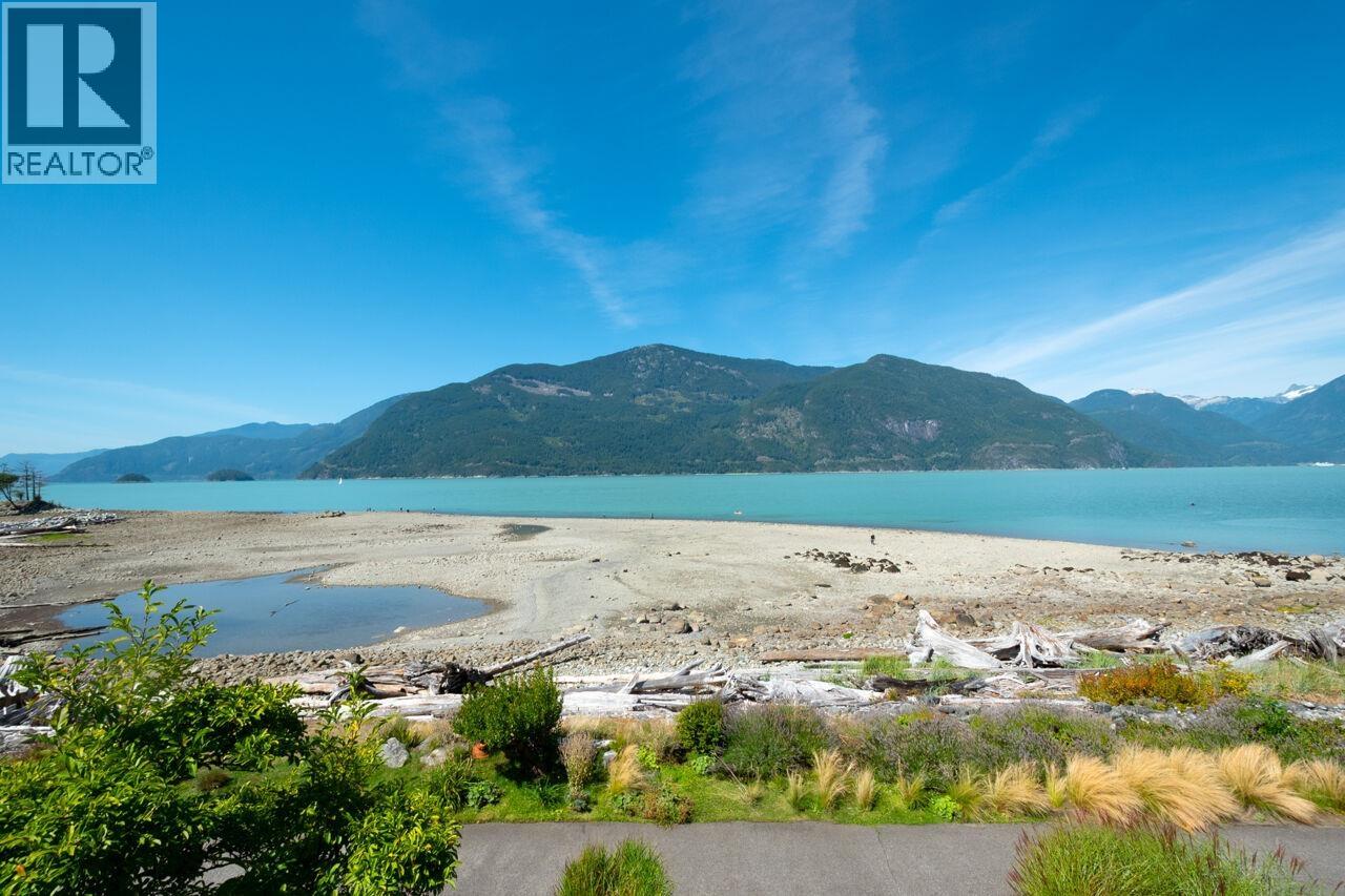 Photo 28 of 17 Beach Drive, West Vancouver BC