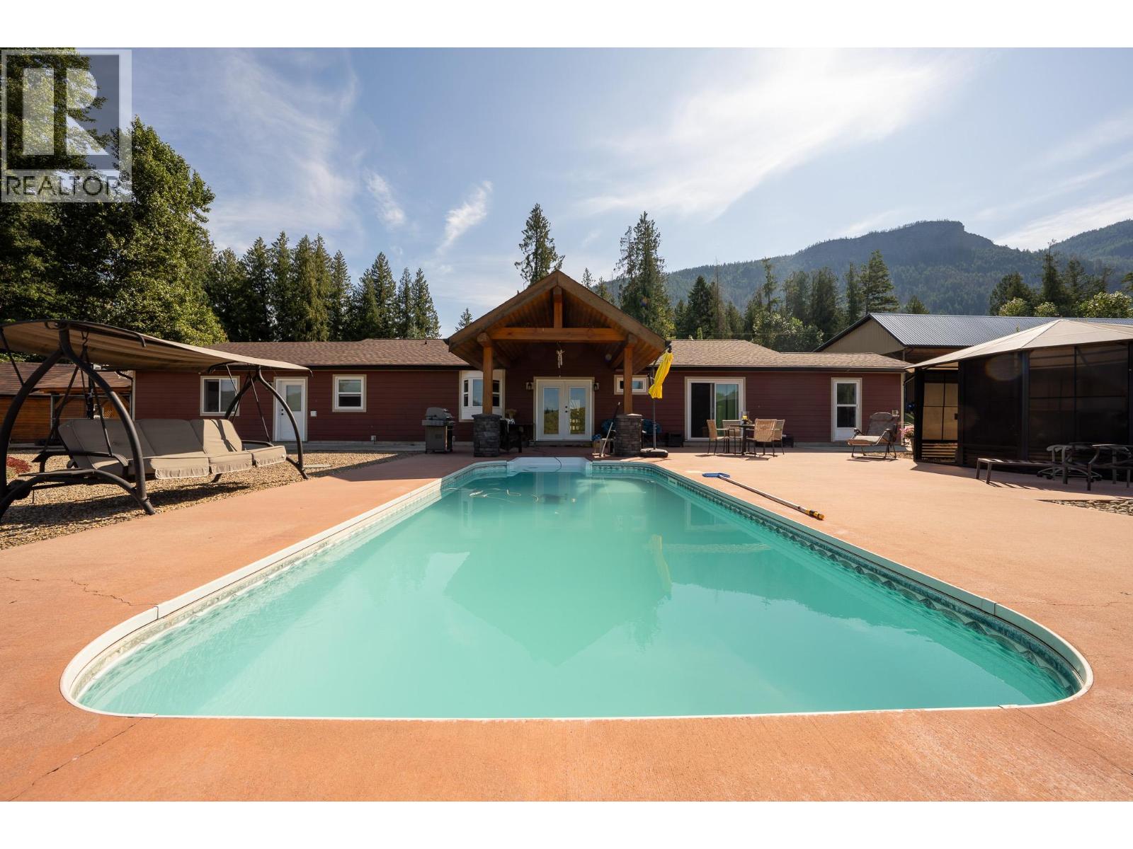 Photo 21 of 184 Monks Road, Grindrod BC