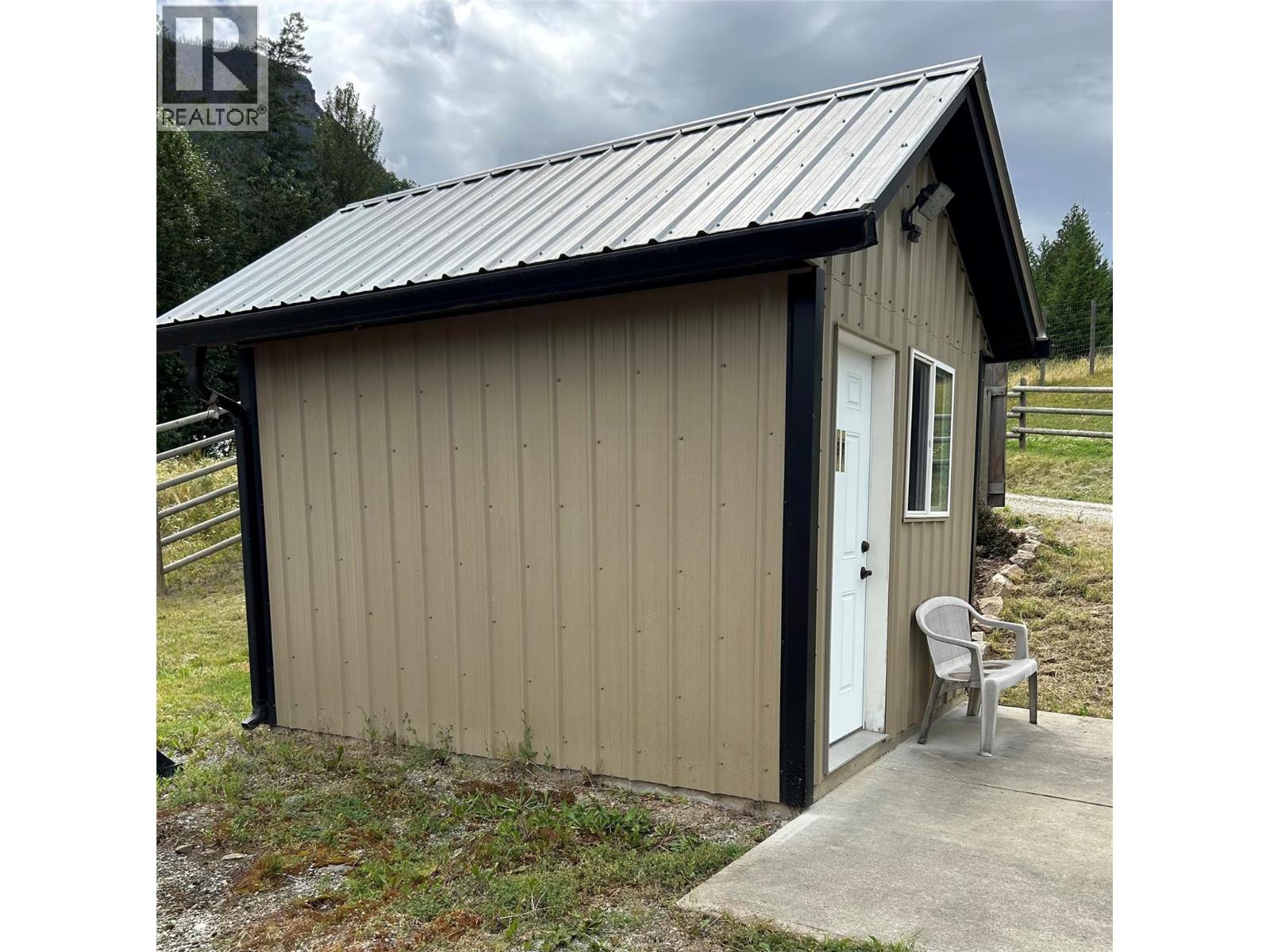 Photo 1 of 184 Monks Road, Grindrod BC