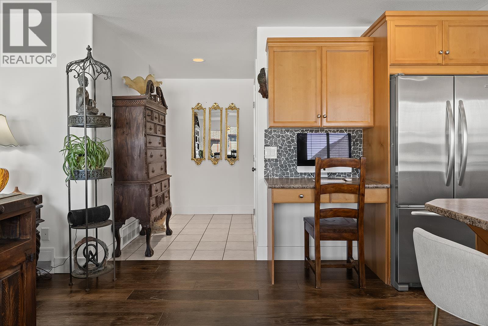  606 South Crest Drive, Kelowna