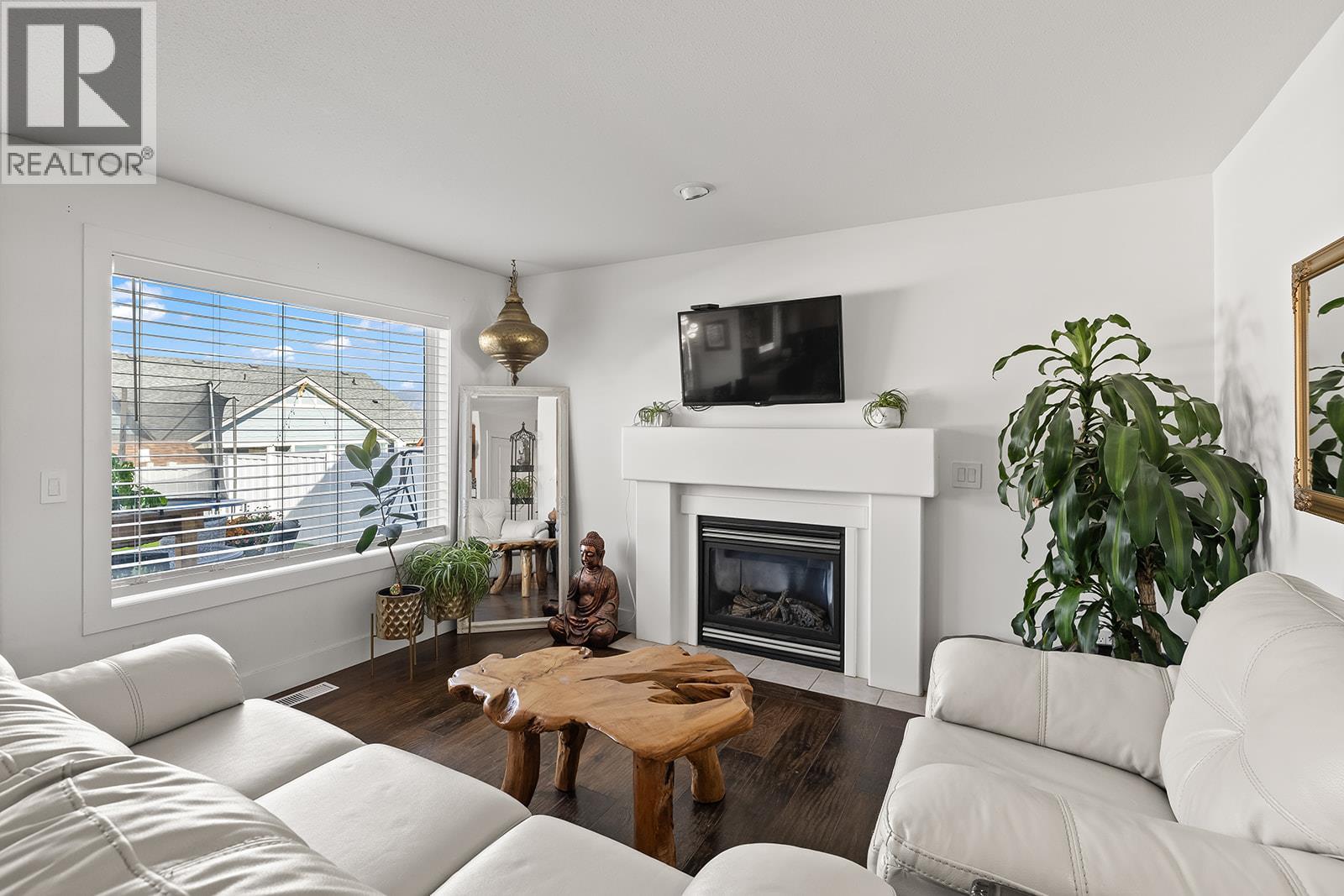  606 South Crest Drive, Kelowna