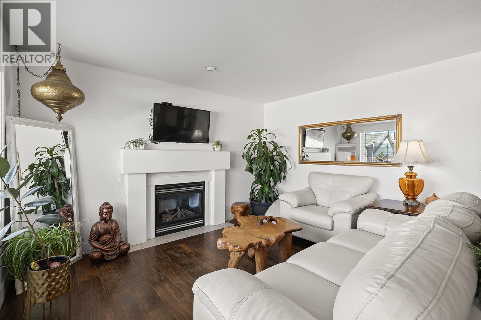  606 South Crest Drive, Kelowna