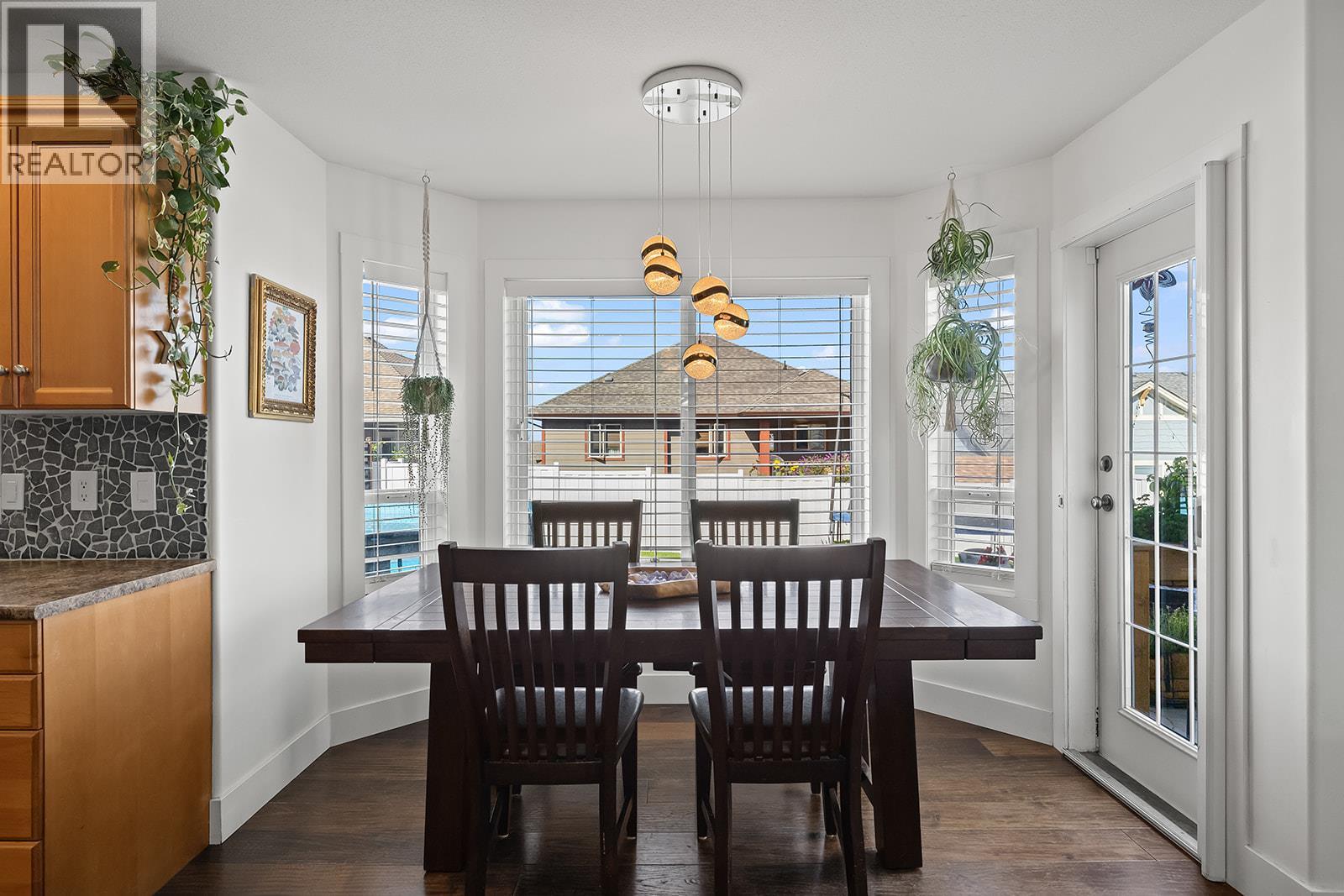  606 South Crest Drive, Kelowna