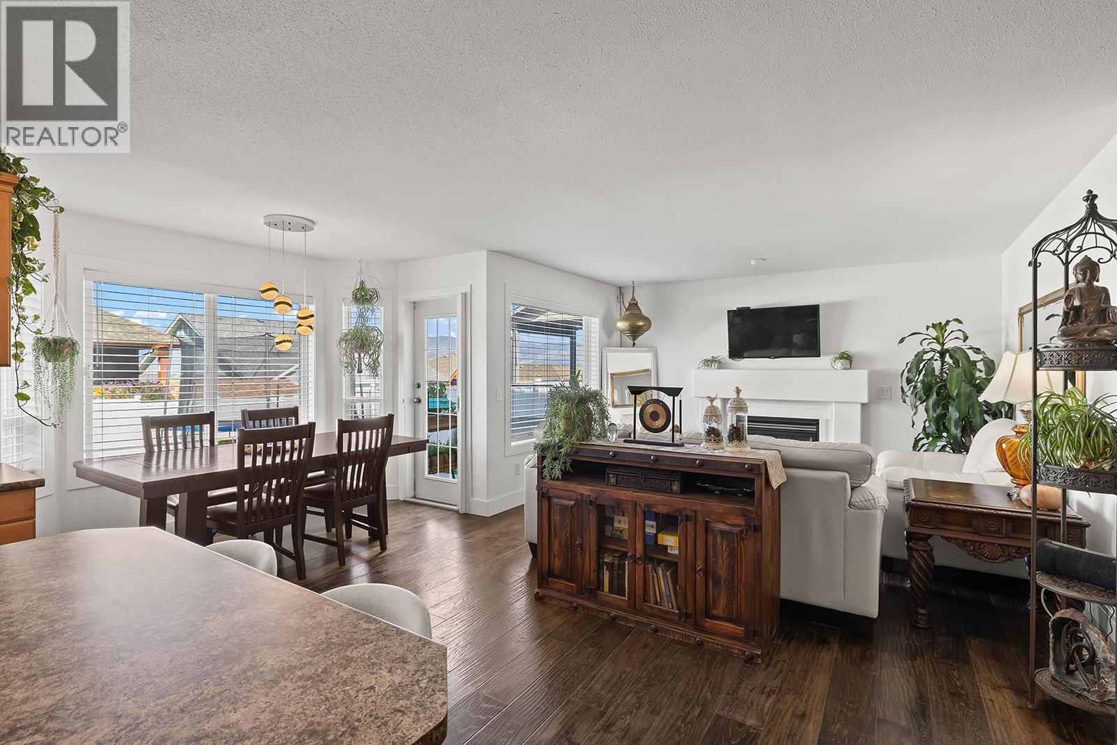  606 South Crest Drive, Kelowna