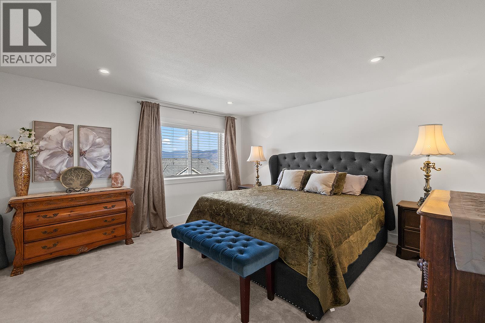  606 South Crest Drive, Kelowna