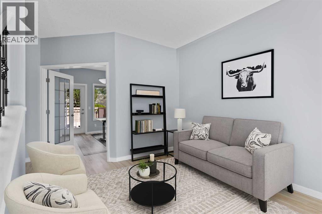 Single Family House for Sale in  Simcrest Manor SW Signal Hill Calgary 