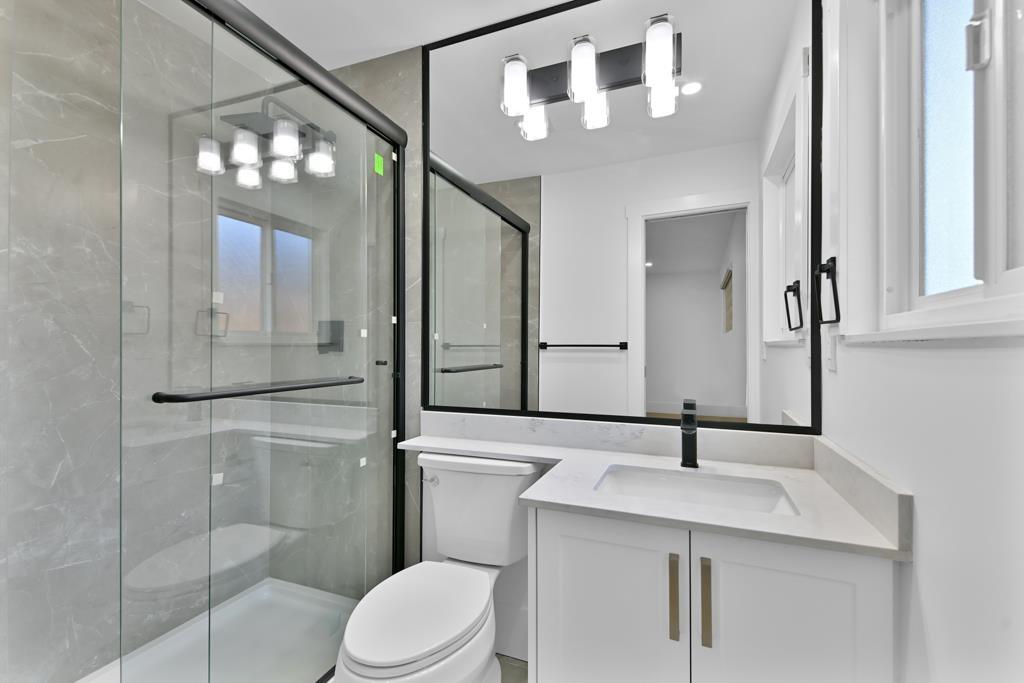Photo 19 of 34065 Hazelwood Avenue, Abbotsford BC