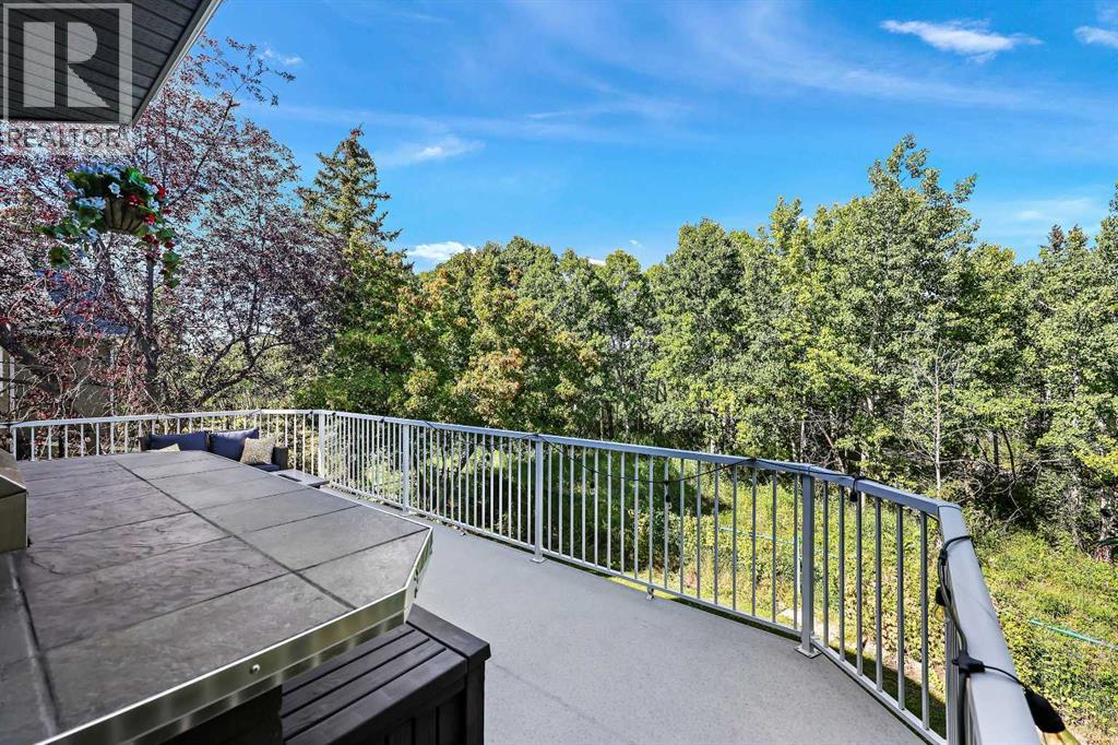 Single Family House for Sale in  Valley Springs Terrace NW Valley Ridge Calgary 