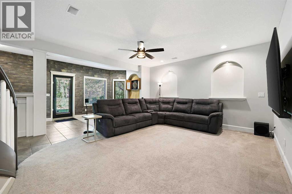 Single Family House for Sale in  Valley Springs Terrace NW Valley Ridge Calgary 
