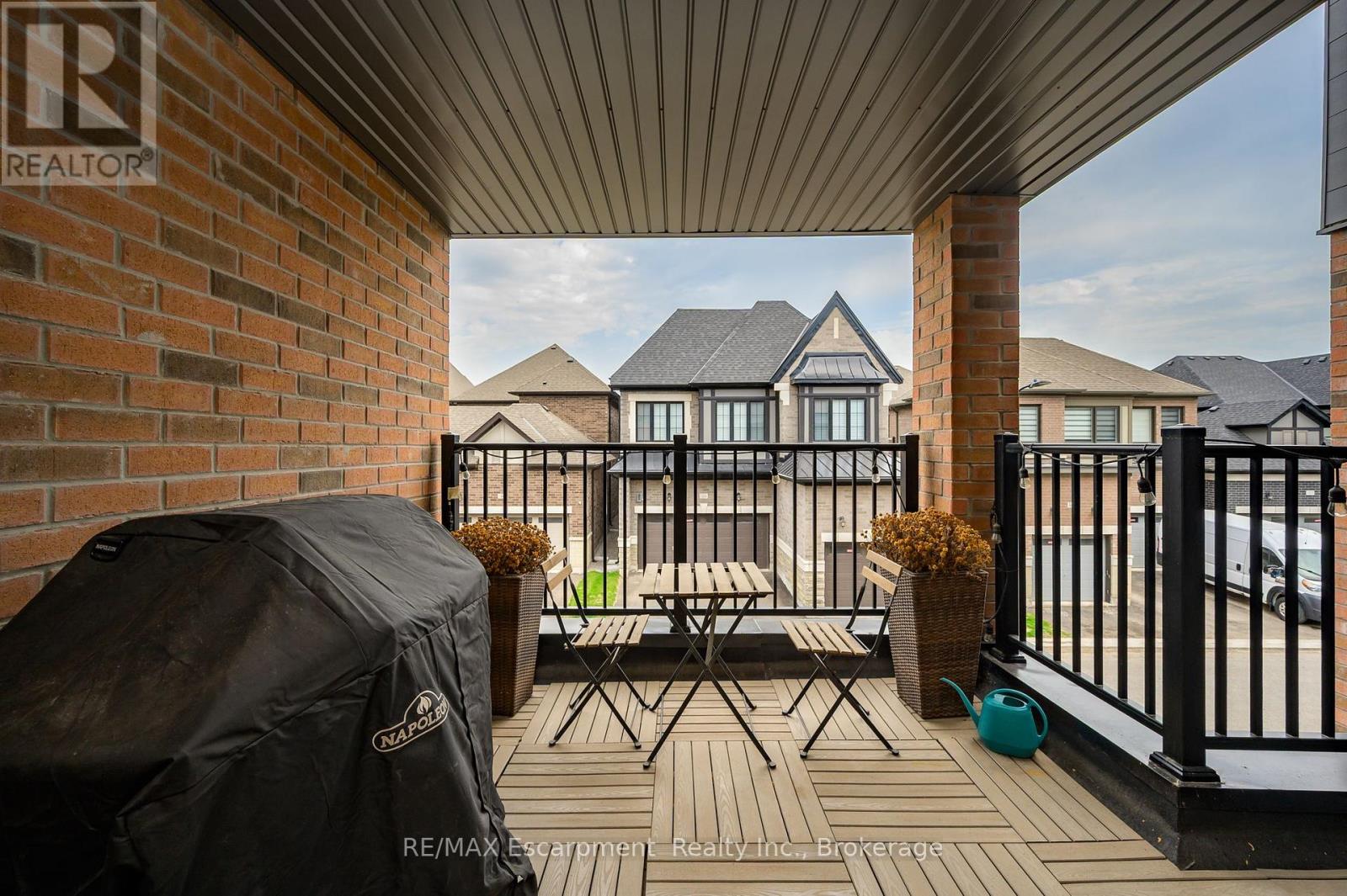 Photo 17 of 3401 Sixth Line, Oakville ON