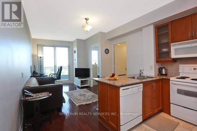 Photo 6 of 1409 60 Byng Avenue, Toronto ON